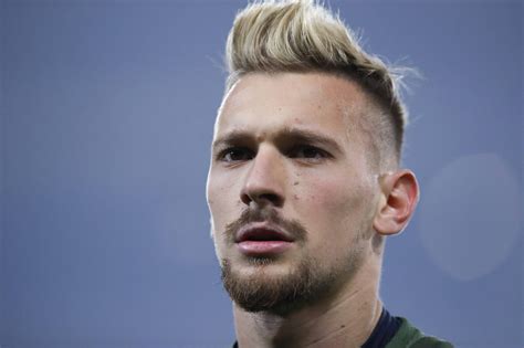Jul 04, 2021 · ionut radu's salary could make it hard for inter to sell the goalkeeper, italian media report july 4, 2021 13:30 the salary of inter's backup goalkeeper ionut radu could make it very hard for the nerazzurri to cash in on him this summer and lighten their financial load, according to a report in the italian print media today. Photo - Inter Goalkeeper Ionut Radu In Training Ahead Of ...