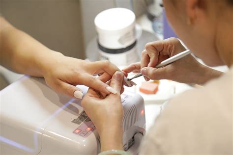 Nail Pros Recommend Their Favourite Nail Products | Salons Direct
