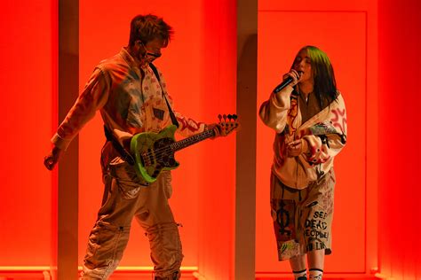 2020 Amas Billie Eilish Performs Therefore I Am With Finneas