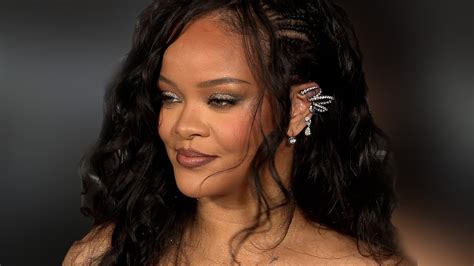 Rihanna Gives Birth And Welcomes Baby No 2 With Aap Rocky Youtube