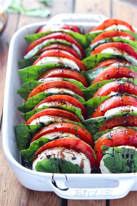 This tomato mozzarella salad is one of my all time favorite foods. Tomato Mozzarella Salad (6 Simple Ingredients) - Little Broken