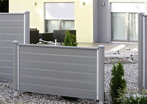 Obi elementzaun wave wpc braun 2cm x 18cm stück bei obi bestellen. WPC-Sichtschutzzaun „Der Variable" ungewöhnlich installiert: