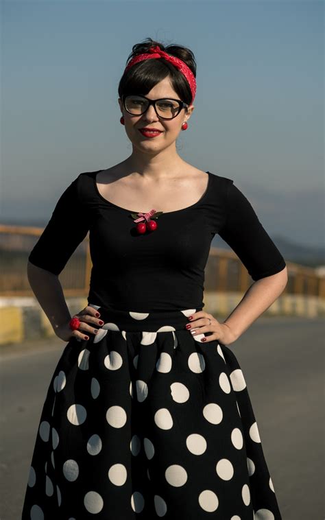 Miss Green Has A New Home Easy Diy Halloween Costume Modern Pin Up Girl