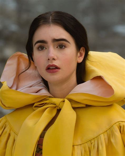 White Snow Lily Collins Snow White Lily Collins Beautiful Girl Face