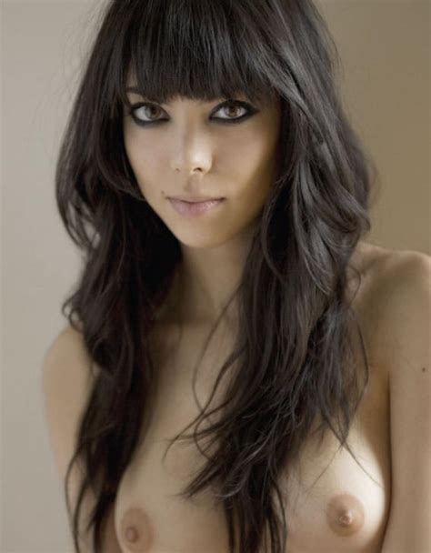 Solved Dark Haired Beauty Freeones Forum The Free Munity