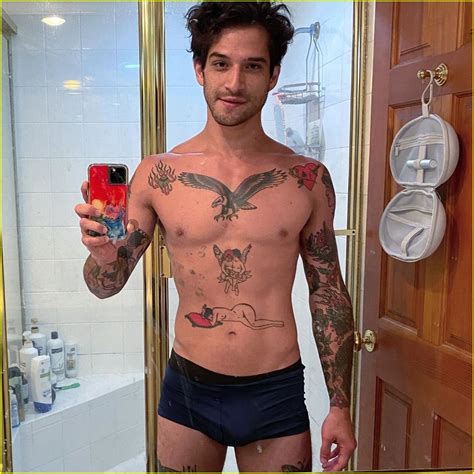 Photo Tyler Posey Shirtless Selfie Photo Just Jared Entertainment News