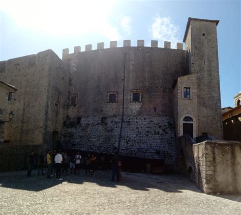 See tripadvisor's 270 traveler reviews and photos of maenza tourist attractions. DALL'ITALIA | Alla scoperta del Borgo di Maenza (FR ...