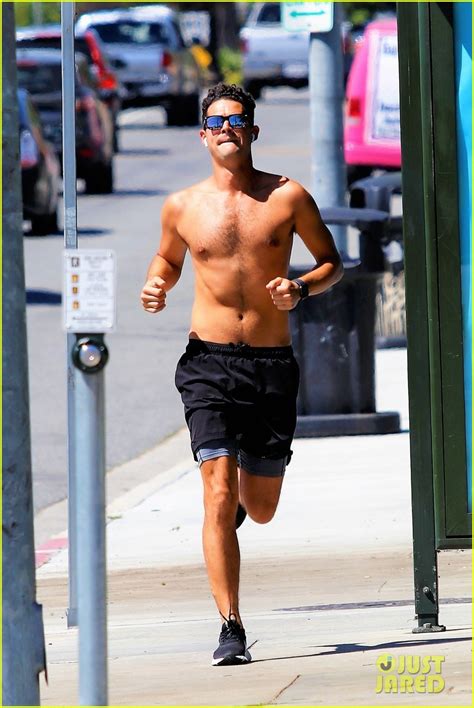Full Sized Photo Of Wells Adams Goes Shirtless On A Run Photo