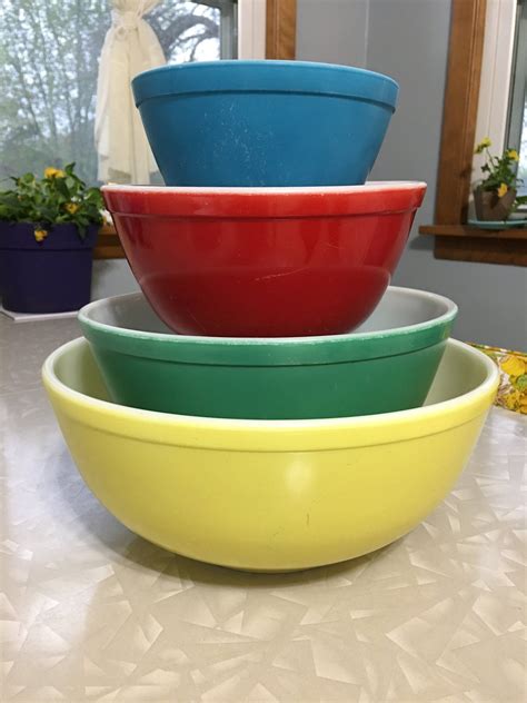 Pyrex Primary Color Mixing Bowls Vintage Pyrex Mixing Bowl | Etsy