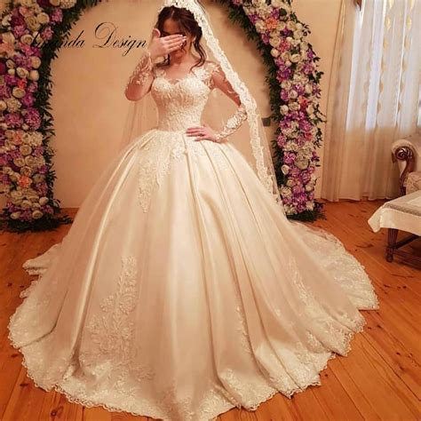 Galajurk Long Sleeve Lace Appliques Pleat Satin Ball Gown Wedding Dress
