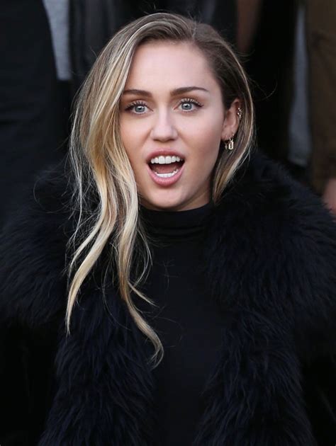 Miley Ray Cyrus Miley Cyrus Hair Hannah Montana Zola Wedding Hair
