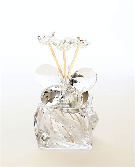 Bombonierera con magnete personalizzabile con scatola: Bomboniera farfalla argento Swarovski Tufano su scatolina ...