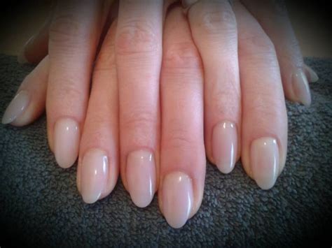 Gepflegte, hochwertige fingernägel und tolle nailart stehen bei uns im mittelpunkt! Hat hier jemand Erfahrungen mit Gel Nägeln? (Beauty, Nägel)