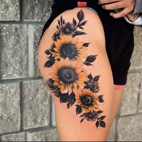 Gorgeous Tattoos Pretty Tattoos Unique Tattoos Sunflower Tattoo