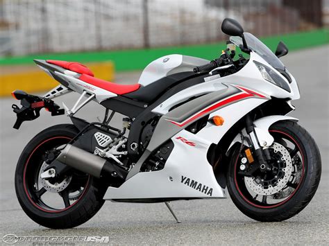If you would like to get a quote on a new 2010 yamaha yzf r6 use our build your own tool, or compare this bike to other sport motorcycles.to view more specifications, visit our detailed specifications. 2010 Yamaha YZF-R6: pics, specs and information ...
