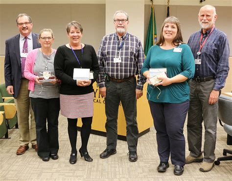Milestone Omc Honors Group For Work In Surgery Processes Sequim Gazette
