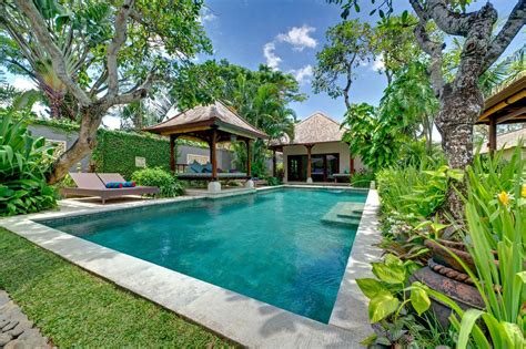 2 Bedroom Beachfront Luxury Pool Villa Canggu Bali Villagetaways
