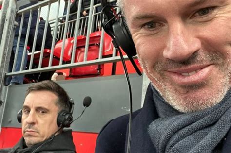 Jamie Carragher Mocks Gary Neville And Laughs At Man United Twitter