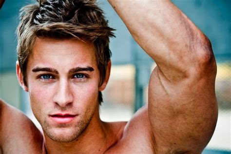 Photos The Most Beautiful Blue Eyed Men In The World Cheapundies