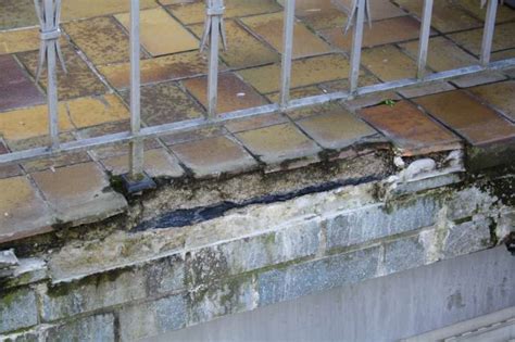 Meistens besitzen die terrassenfliesen mit besonderer optik eine spezielle beschichtung, die sich mit gewissen mitteln sehr gut pflegen lässt. BAU.DE - Forum - Balkon und Terrasse - 12054: Terrasse mit ...
