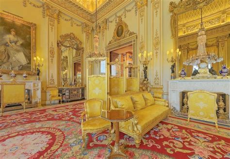 Magnificent windsor castle in berkshire is the oldest and largest occupied castle in the world. Windsor Castle | Palace interior, Buckingham palace floor ...