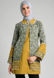 10 rekomendasi baju batik kombinasi paling keren yang bikin para wanita semakin fashionable (2020). Model Baju Batik Wanita untuk Kerja - Ide Model Busana