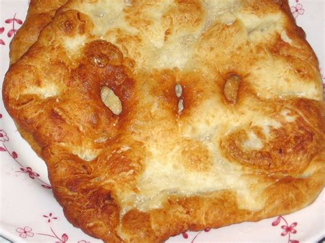 I added vanilla to give it more flavor and liberally sprinkled on poppy seeds as my family loves them. The Best Hungarian Street Food: Hungarian Fried Bread ...