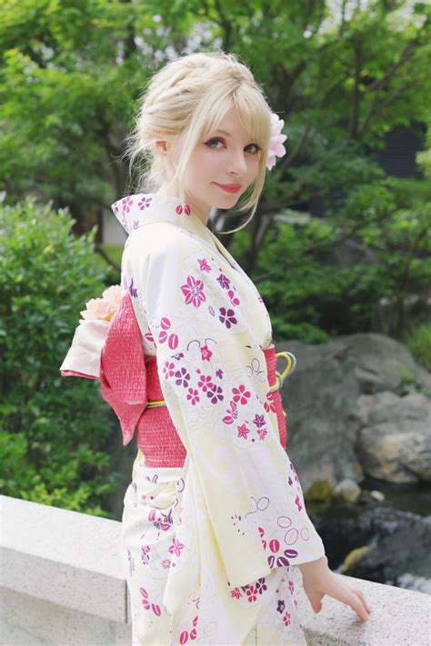 Pin By Ivan Chekh On Cosplay In 2020 How To Wear Yukata Japan Model