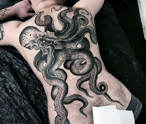 30 Octopus Back Tattoo Designs For Men Underwater Ink Ideas
