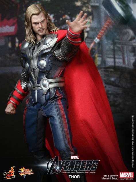 Produced by marvel studios and distributed by paramount pictures. Hot Toys - The Avengers: 1/6th Scale Thor Limited Edition ...