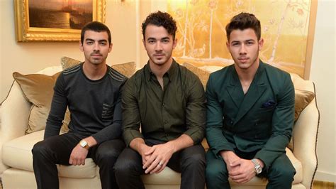 While kevin, joe, and nick have the jonas family always has the best time together, because that's just the way they roll. Here's What You Can Order At The Jonas Brothers Family Restaurant - MTV