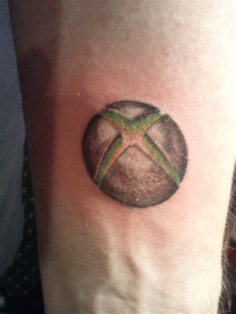 The designs aren't exactly tattoos, they are transparent design sleeves attached to plain shirts, meaning you can't sport any of the flame. 17 Best images about Gamer tattoos on Pinterest | Bioshock ...