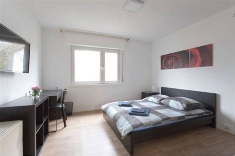 Provisionsfrei oder vom makler dabei variiert der wohnungsmarkt je nach kaltmiete, größe & ausstattung! Geräumige 2-Zimmer Wohnung - Wohnung in Freiburg im ...