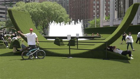 Nyc Built A Skatepark Out Of Grass Youtube