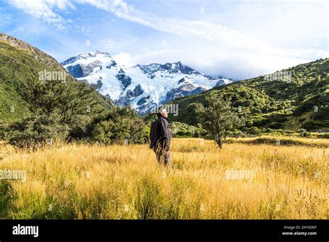 Mount Cook New Zealand Amazing Place Stock Photo Alamy