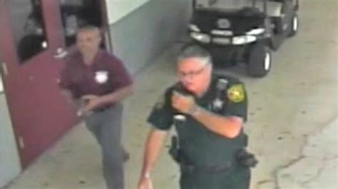Parkland Shooting Cctv Shows Officer Remained Outside During Massacre — Rt Usa News