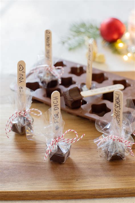 DIY Geschenk Schokolade am Stiel für heiße Schokolade