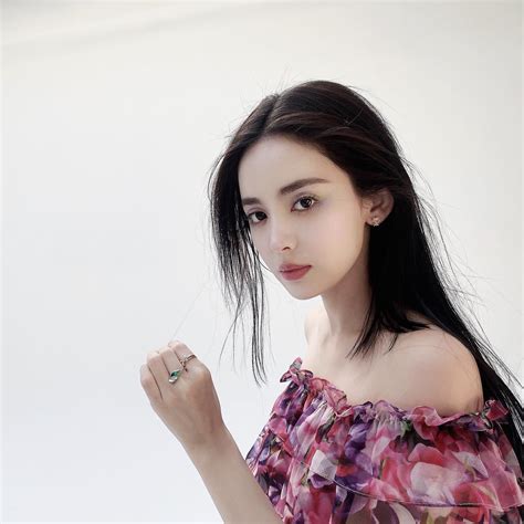 Gulnezer Bextiyar Biography Chinese Actress And Model