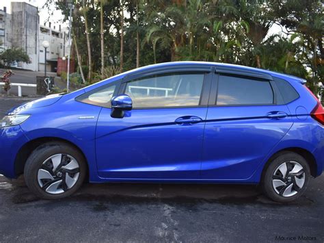 We analyze millions of used car deals daily. Used Honda Fit Hybrid | 2014 Fit Hybrid for sale | Eau ...