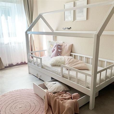 Wie du siehst, gibt es matratzen in allen erdenklichen größen. Hausbett Carlotta mit Schubladen- Set, weiß, 90x200cm ...