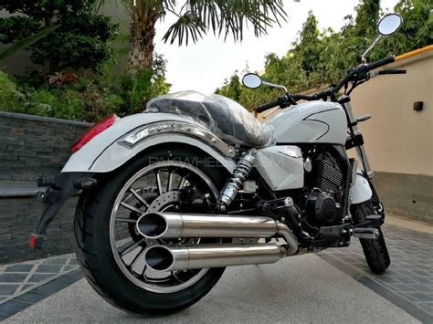The iron 883 is priced at rp 399 million. Used Harley Davidson Iron 883 2020 Bike for sale in Lahore ...