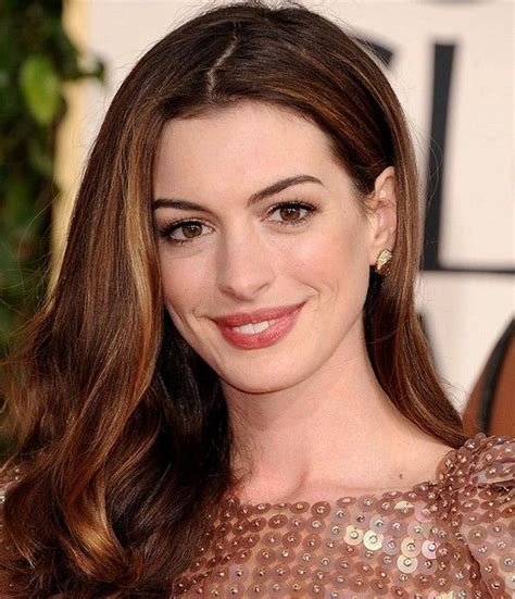 Anne Hathaway Beauty Trends Beauty Hacks Golden Globes Hair Anne