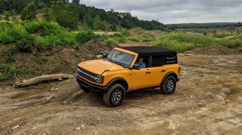 2021 Ford Bronco Off Road Test Photo Gallery