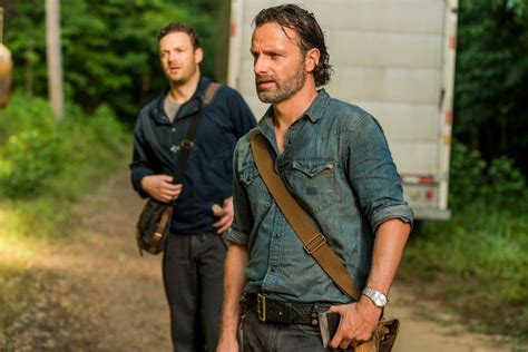 The Walking Dead Season 7 Episode 8 Recap Life Finds A Way Gq