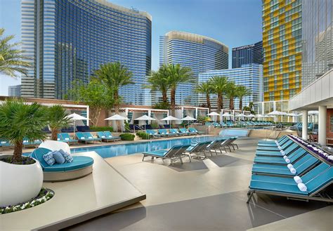Waldorf Astoria Las Vegas Pool Pictures And Reviews Tripadvisor