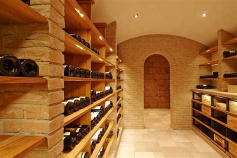 Die versiegelung von flächen stört den natürlichen wasserkreislauf, da große mengen regenwasser einfamilienhaus mit keller bauen : Weinkellerbau und Weinlagerung im Gewölbekeller von ...