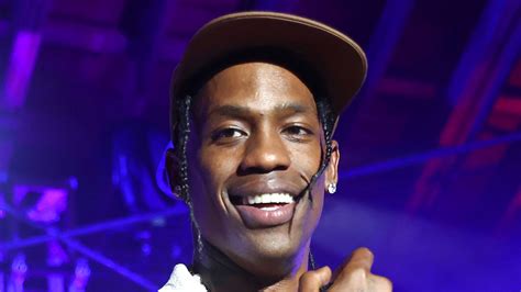 Kylie Jenner's baby daddy Travis Scott appears to drop 'hint' about