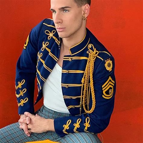 You might be interested to find out 10 of the most popular celebrity hairstylists in 2020. Brad Mondo (Hair Stylist) Wiki, Bio, Age, Height, Weight ...