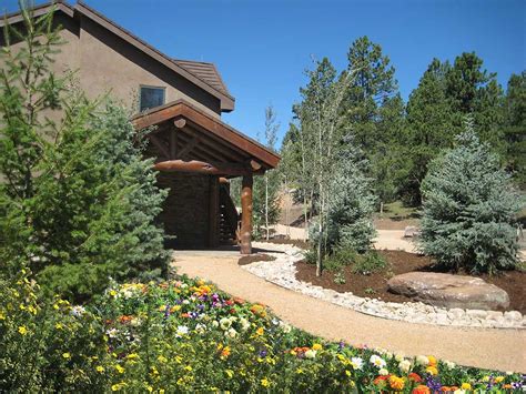 Learn how to create stylish landscapes, follow garden trends, and get tips to try in your own garden. Garden Design Ideas for Colorado Springs and Pikes Peak Region