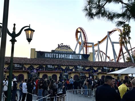 Knotts Scary Farm 2021 Opening Night Review Coaster Kings